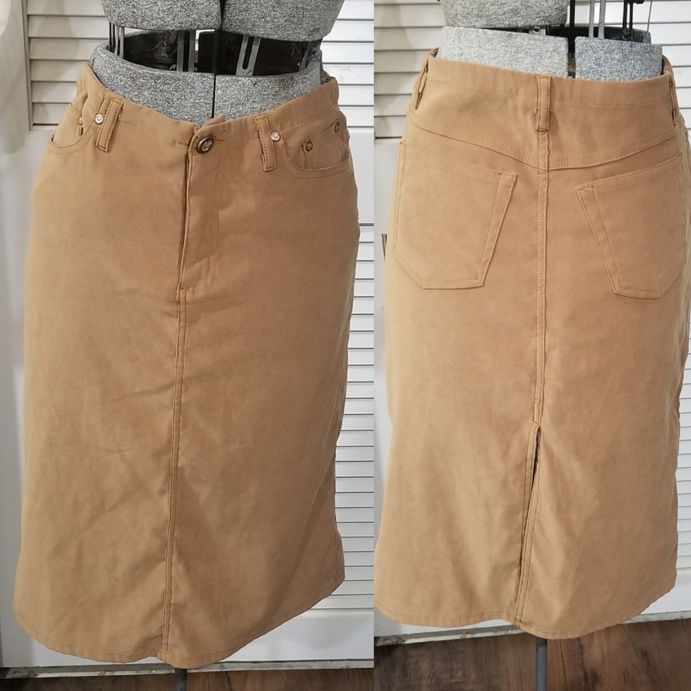 Khaki skirt